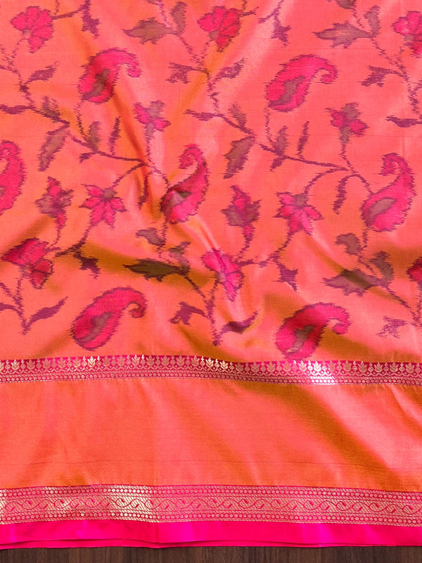 Banarasee Handwoven Semi Silk Ikkat Border Saree With Zari Buti & Border-Green