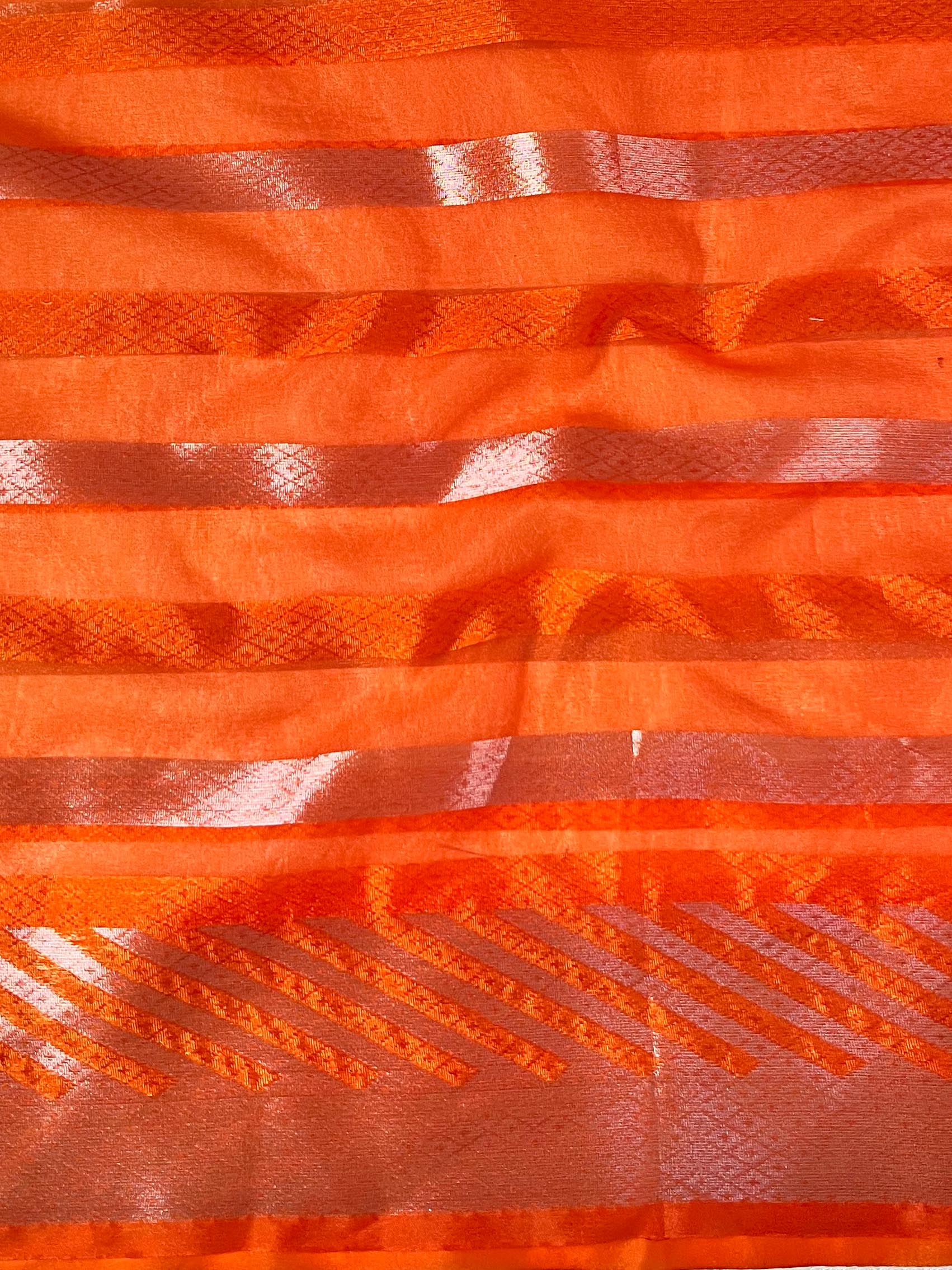 Banarasee Organza Mix Saree With Gold Zari Jaal Design & Dual Color-Pink & Orange
