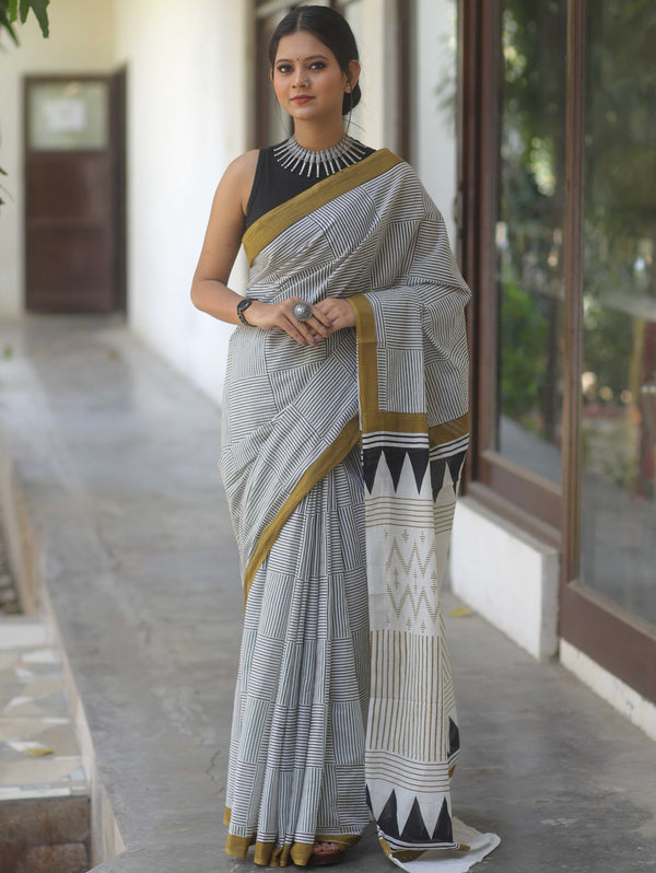 Handloom Mul Cotton Hand-Block Print Saree-White