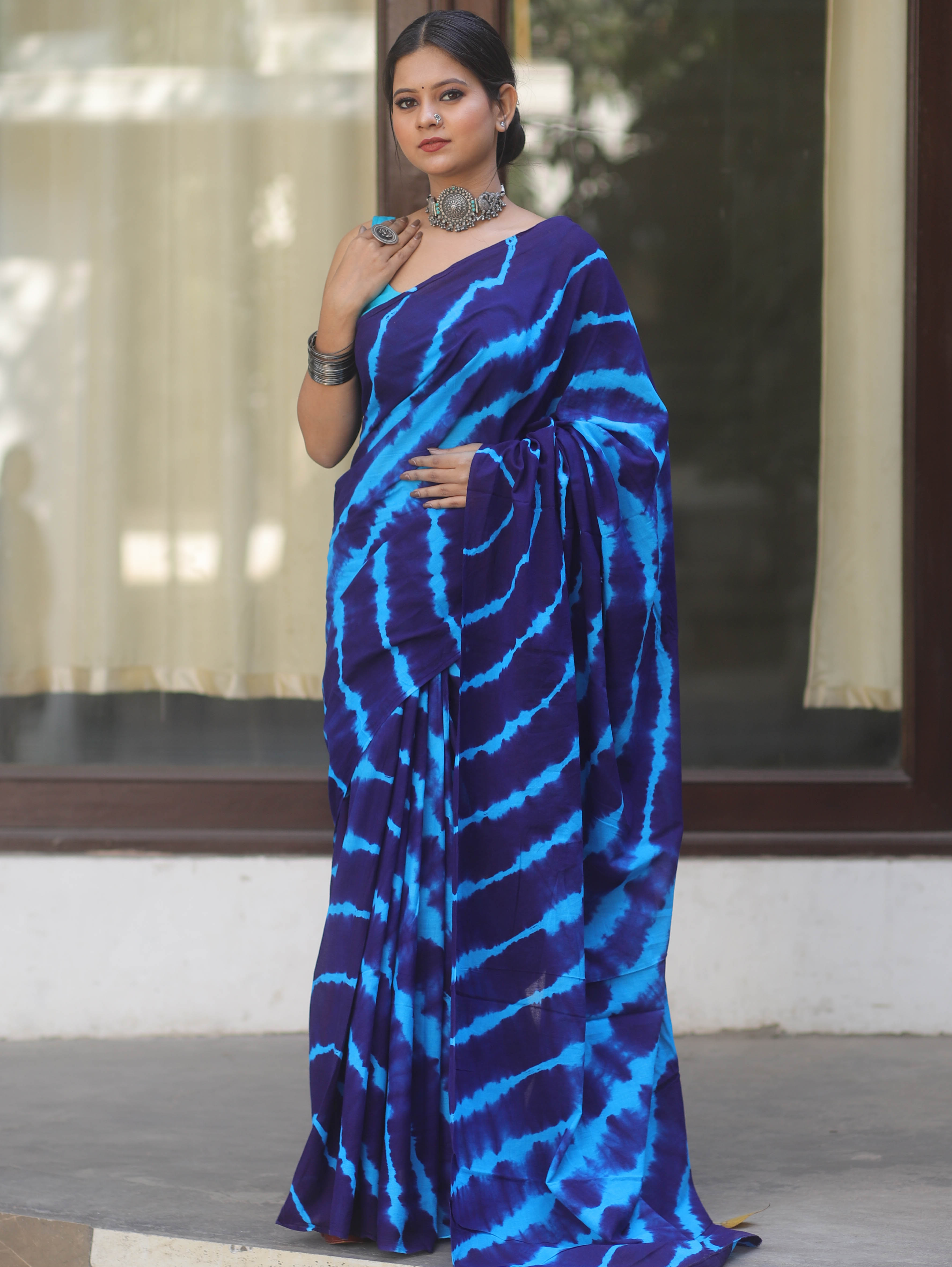 Handloom Mul Cotton Shibori Dyed Saree-Blue