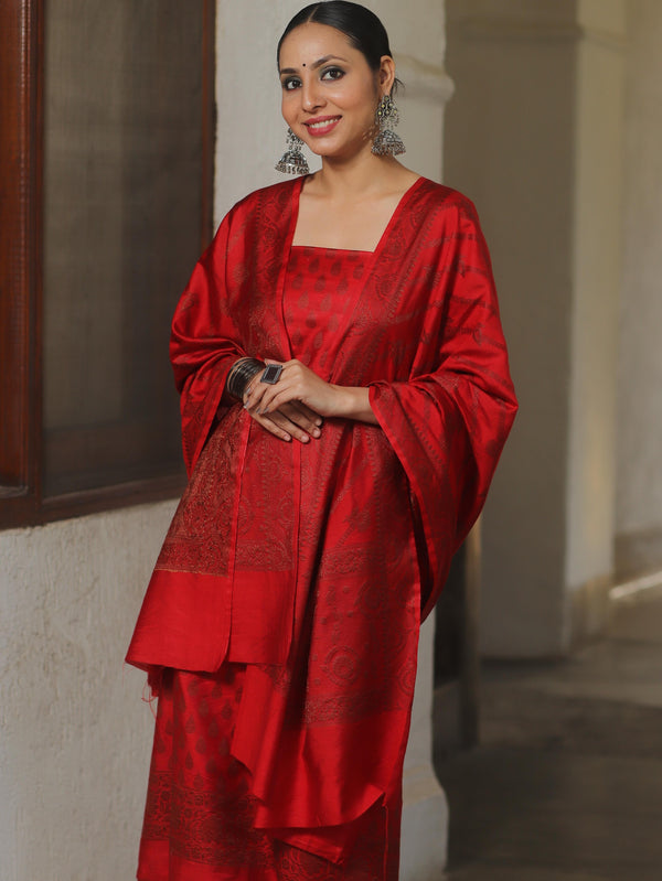 Banarasee Semi Katan Silk Salwar Kameez Fabric With Dupatta Resham Zari Work-Red