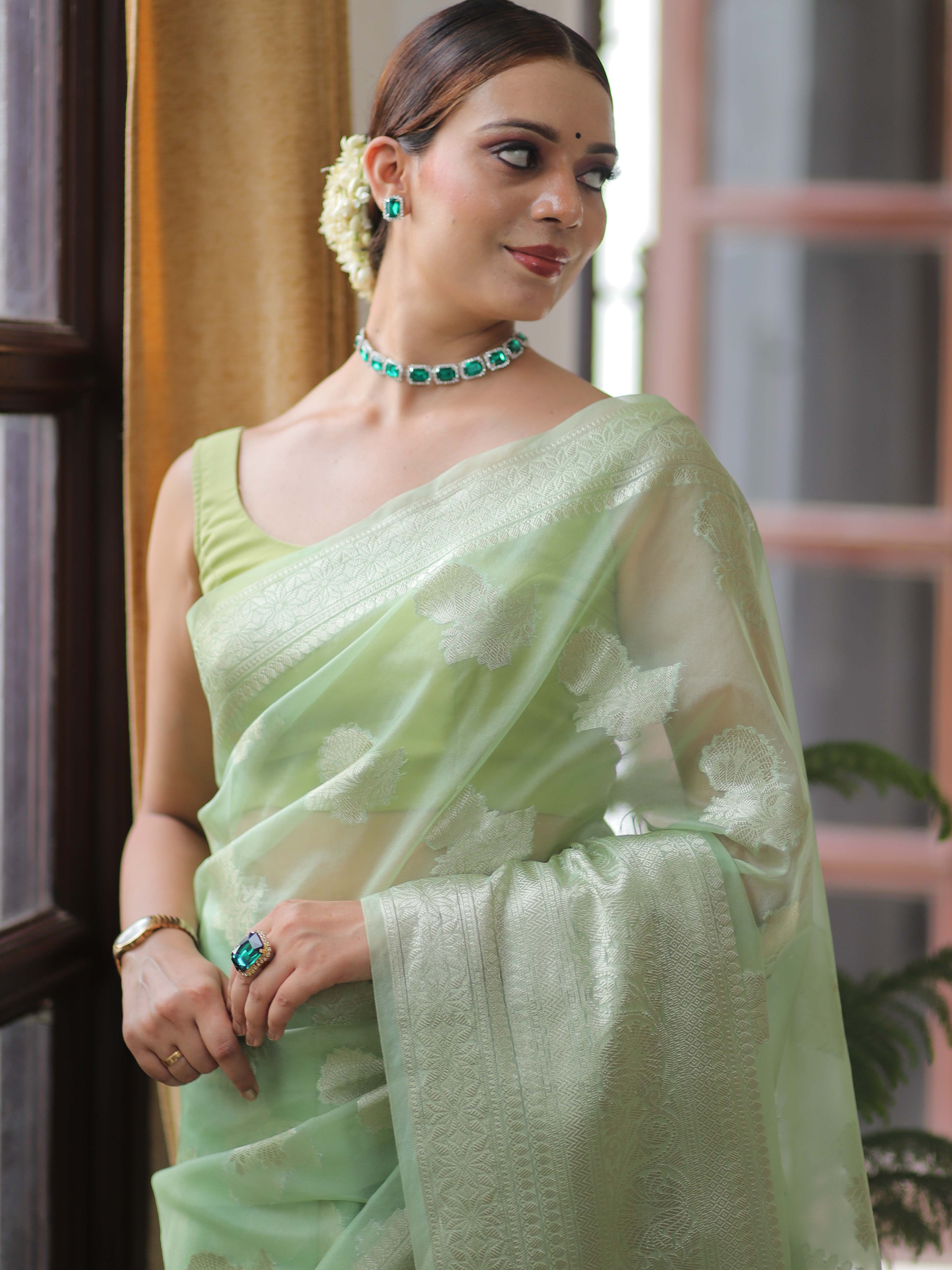 Banarasee Organza Mix Saree With Silver Zari-Green