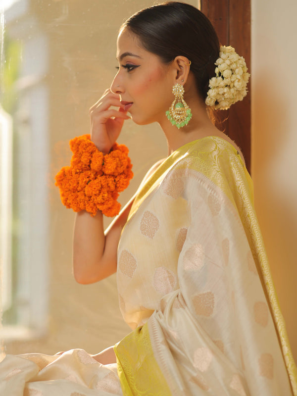 Banarasee Handloom Pure Chiniya Silk Saree With Zari Work & Contrast Border-White & Yellow
