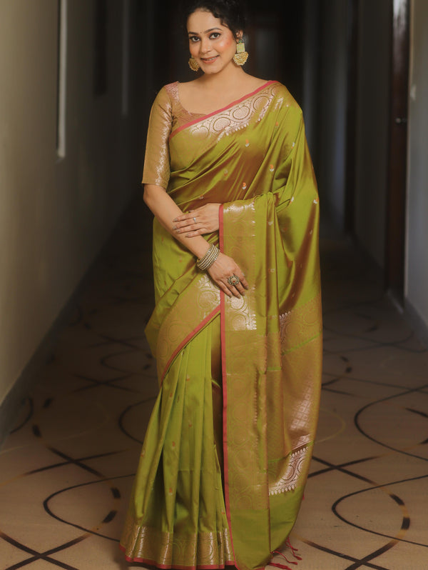 Banarasee Handwoven Semi Silk Saree With Zari Buti Design-Olive Green (Dual Tone)