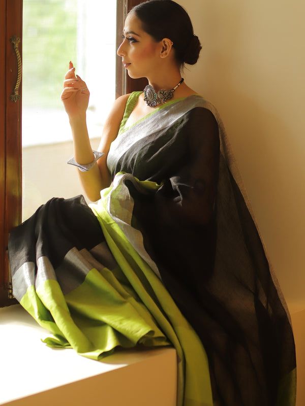 Banarasee Handloom Pure Linen Saree With Contrast Border-Black & Green