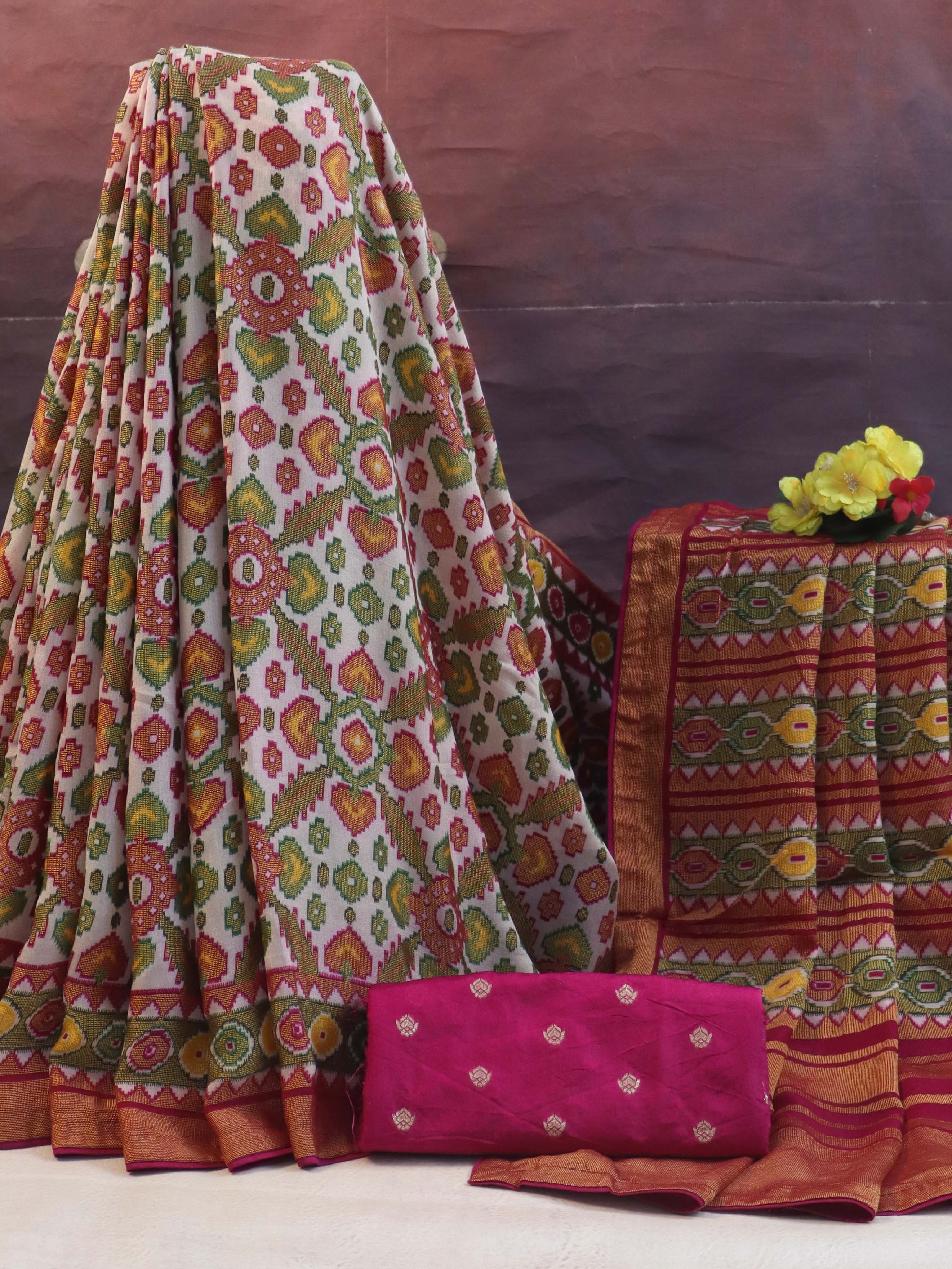 Banarasee Multicolor Chiffon Saree With Geometric Prints & Zari Border-Multicolor