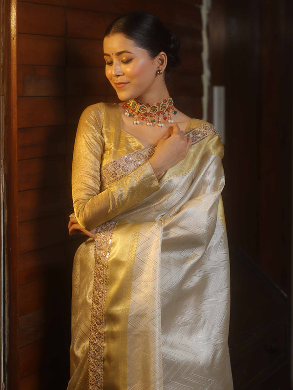 Banarasee Handwoven Tissue Saree With Zari Broder & Lace-Silver & Gold