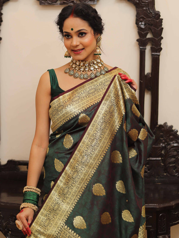Banarasee Handwoven Semi-Katan Tanchoi Weaving Floral Border Saree-Deep Green