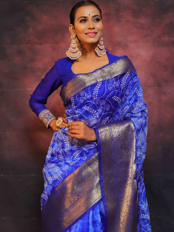Banarasee Handwoven Shibori Dyed Organza Saree With Embroidered Floral Design-Blue