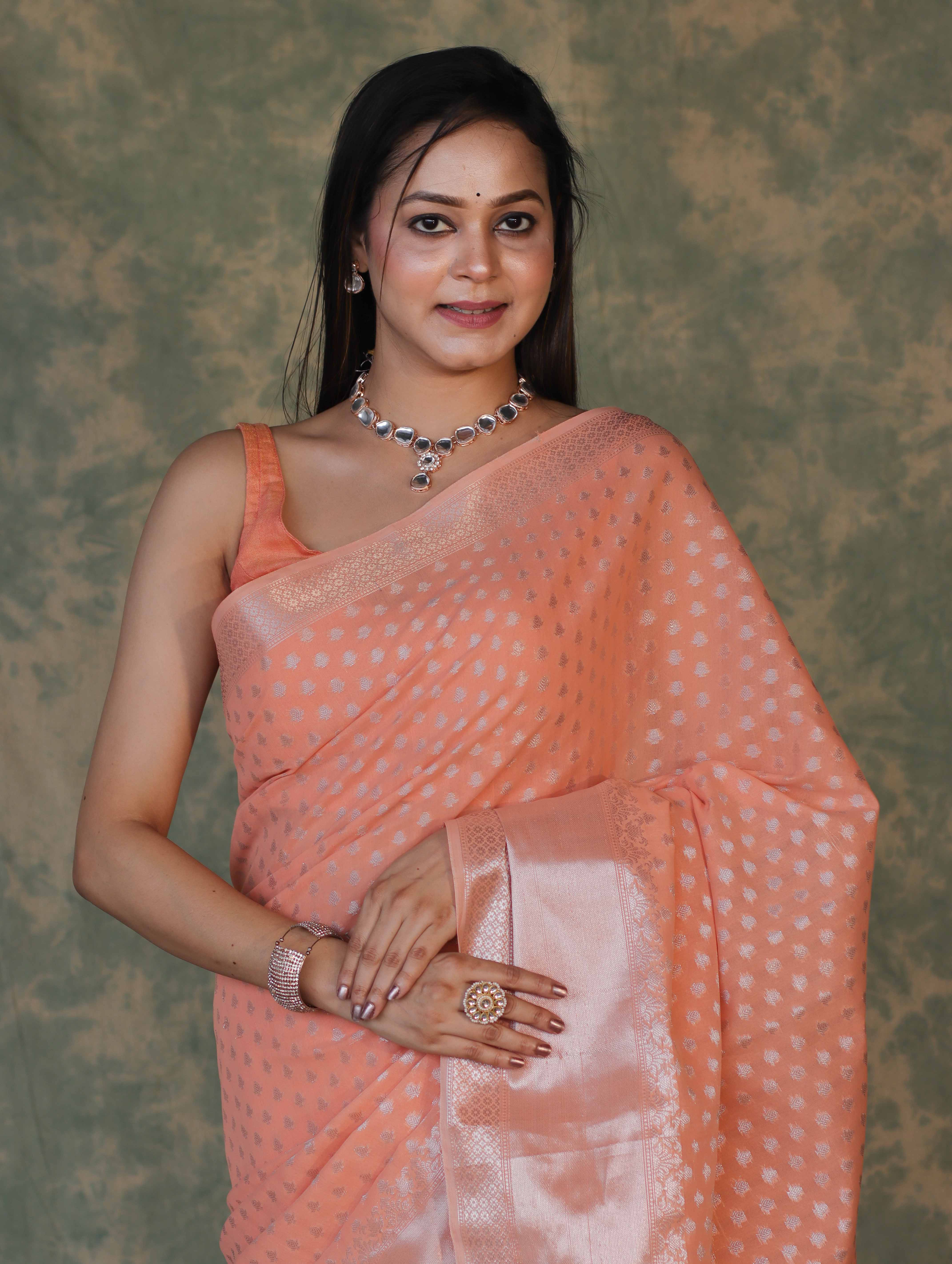 Banarasee Handloom Cotton Silk Saree With Silver Zari Buti Design & Broad Border-Peach