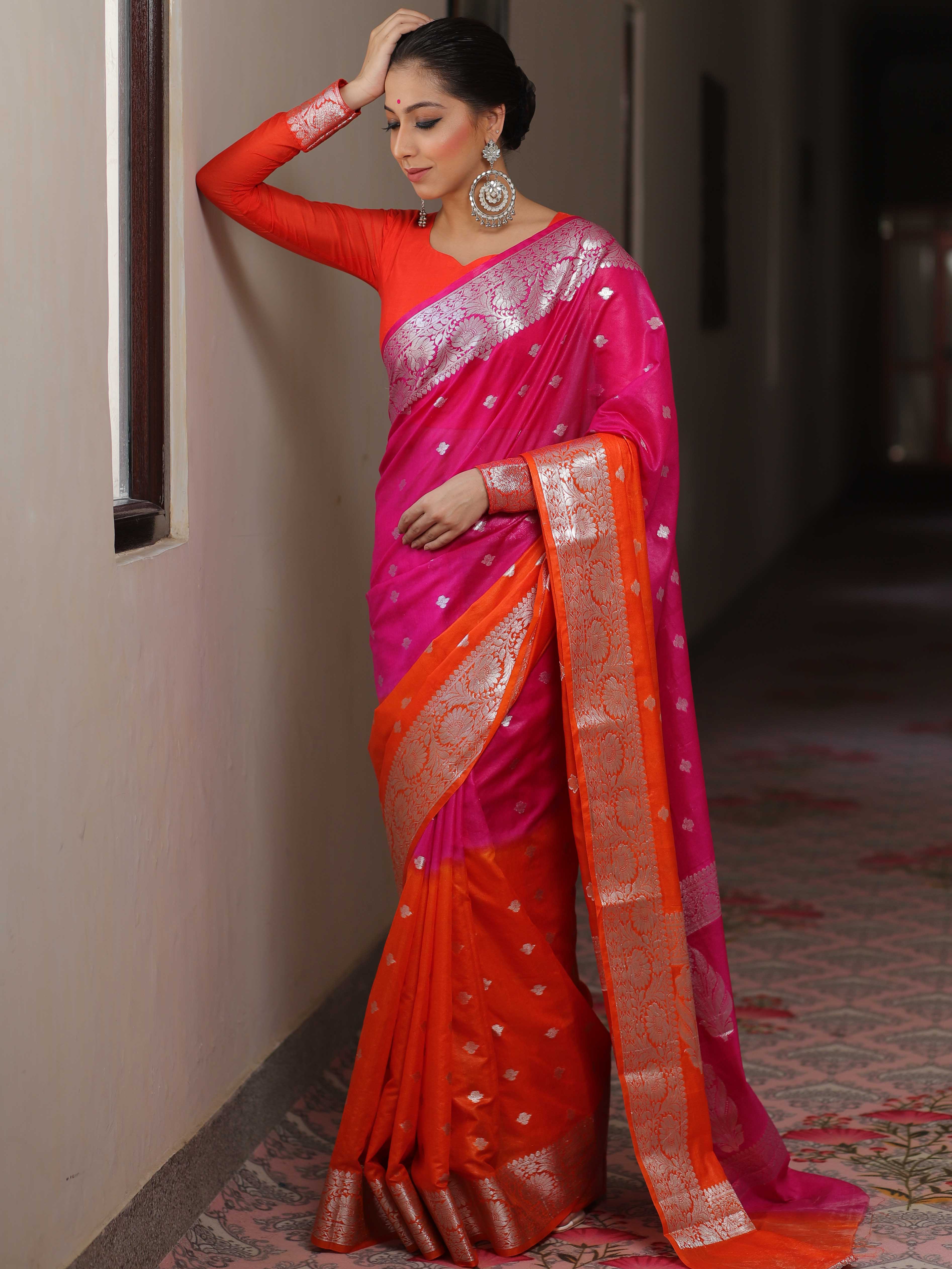 Banarasee Organza Saree With Silver Zari Design & Dual Color-Pink & Orange