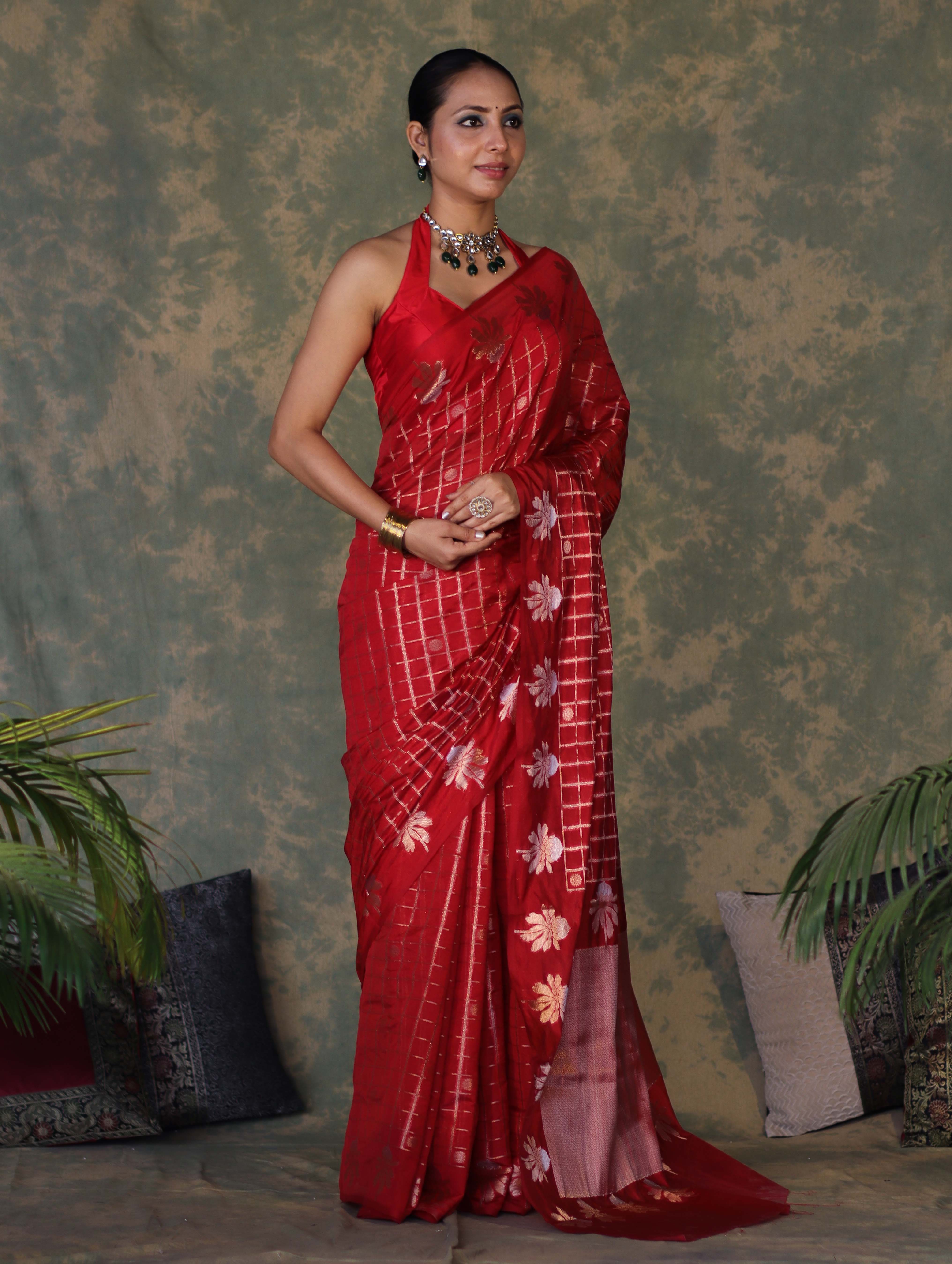 Banarasee Handloom Georgette Saree With Sona Rupa Zari Work & Checks Design-Red