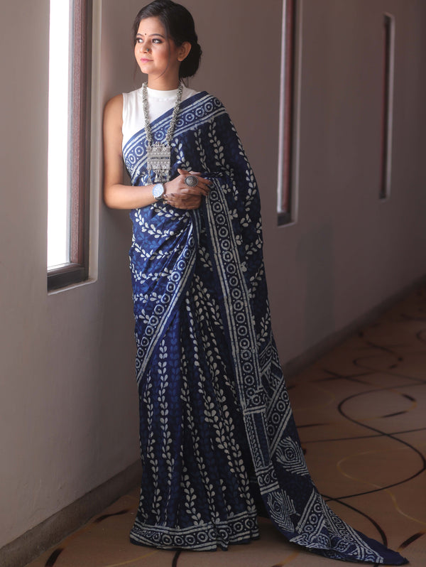Handloom Mul Cotton Hand-Block Print Saree-Blue