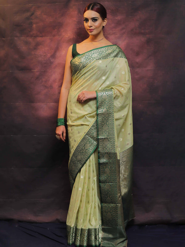 Banarasee Cotton Silk Mix Banswada Sari With Zari Buta & Contrast Border-Green