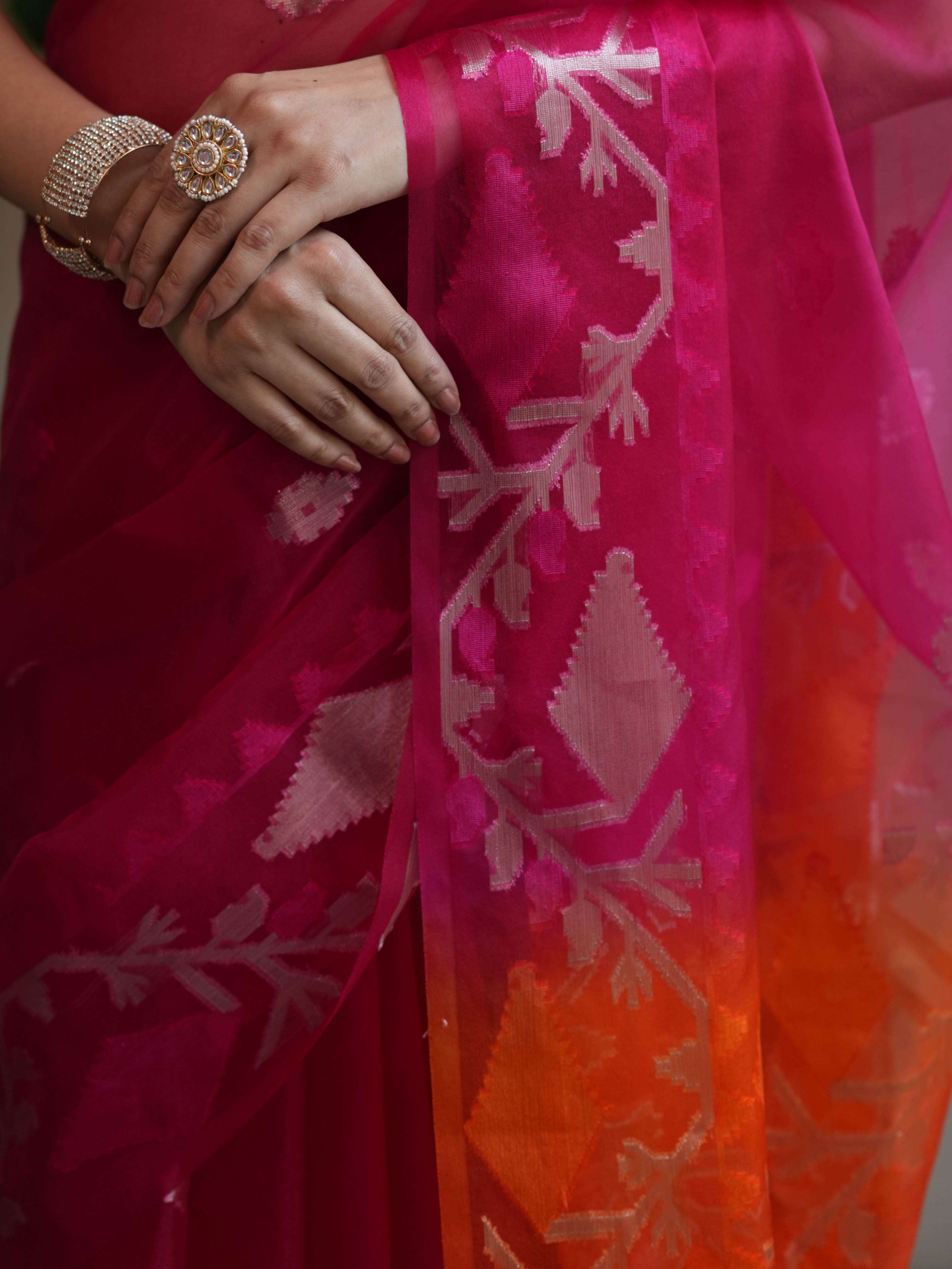 Banarasee Organza Mix Saree With Gold Zari Jaal Design & Dual Color-Pink & Orange