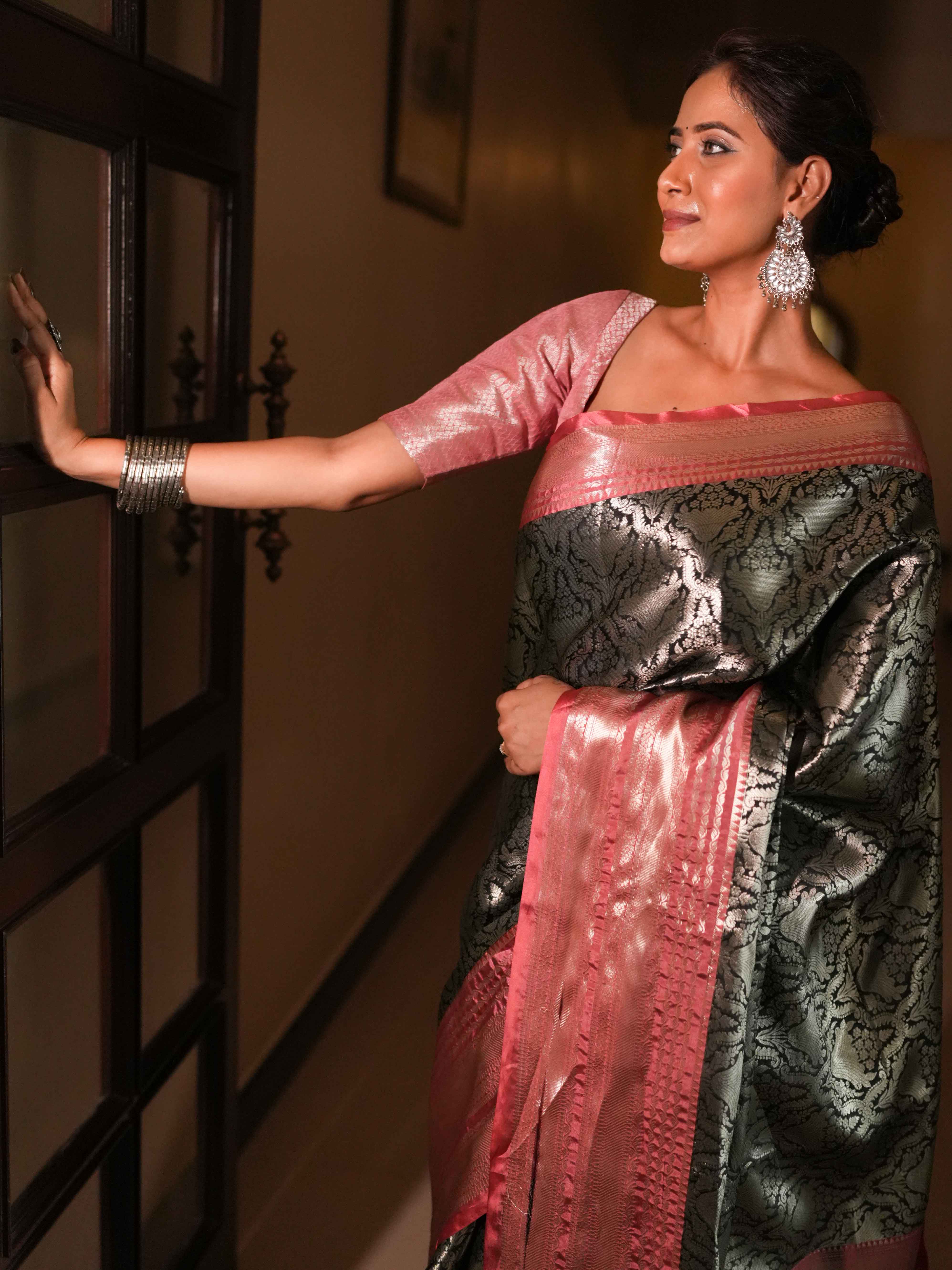 Banarasee Handwoven Tissue Saree Zari Design & Border-Black & Peach