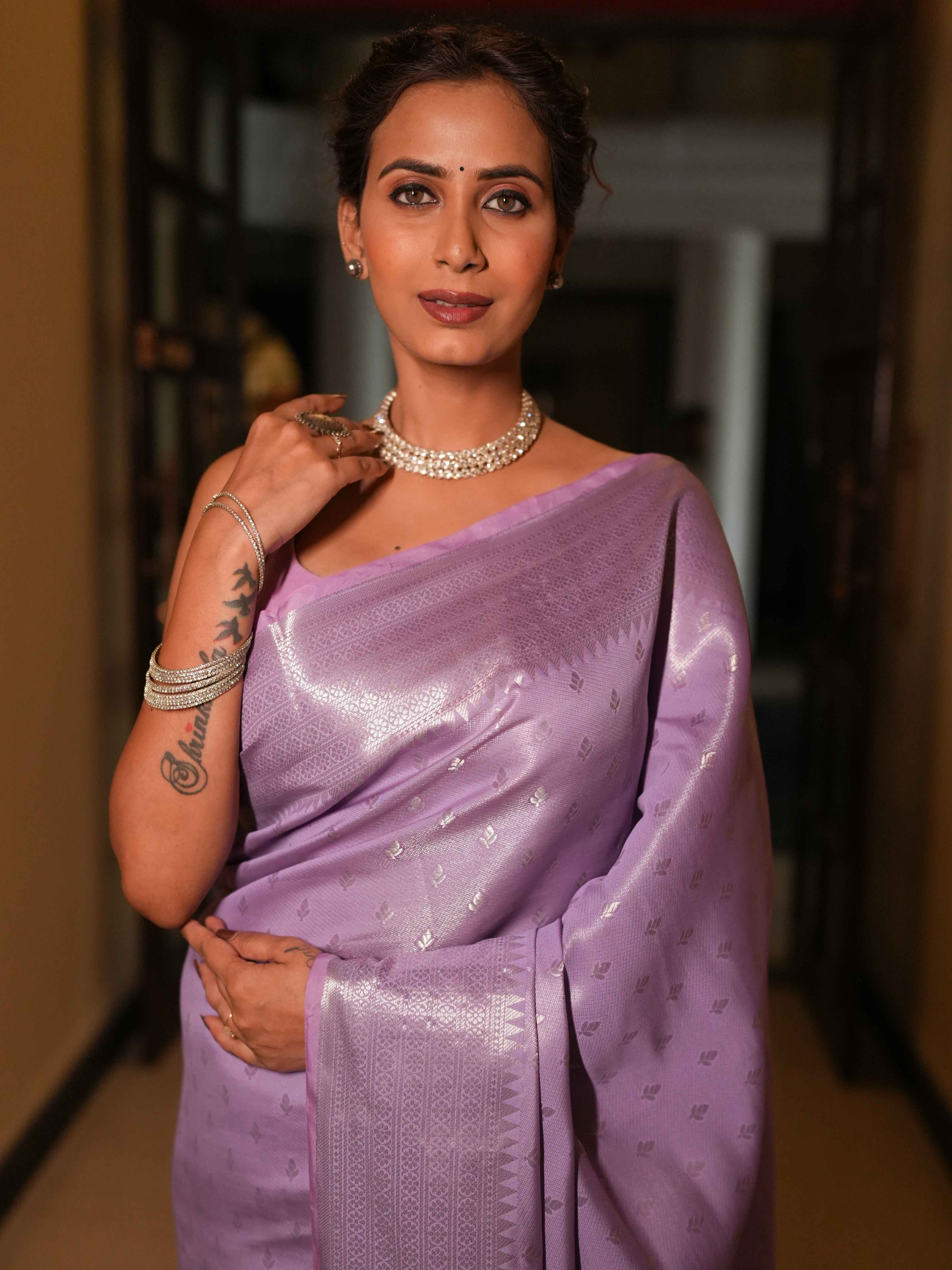 Banarasee Handwoven Tissue Saree Zari Design & Border-Lavender