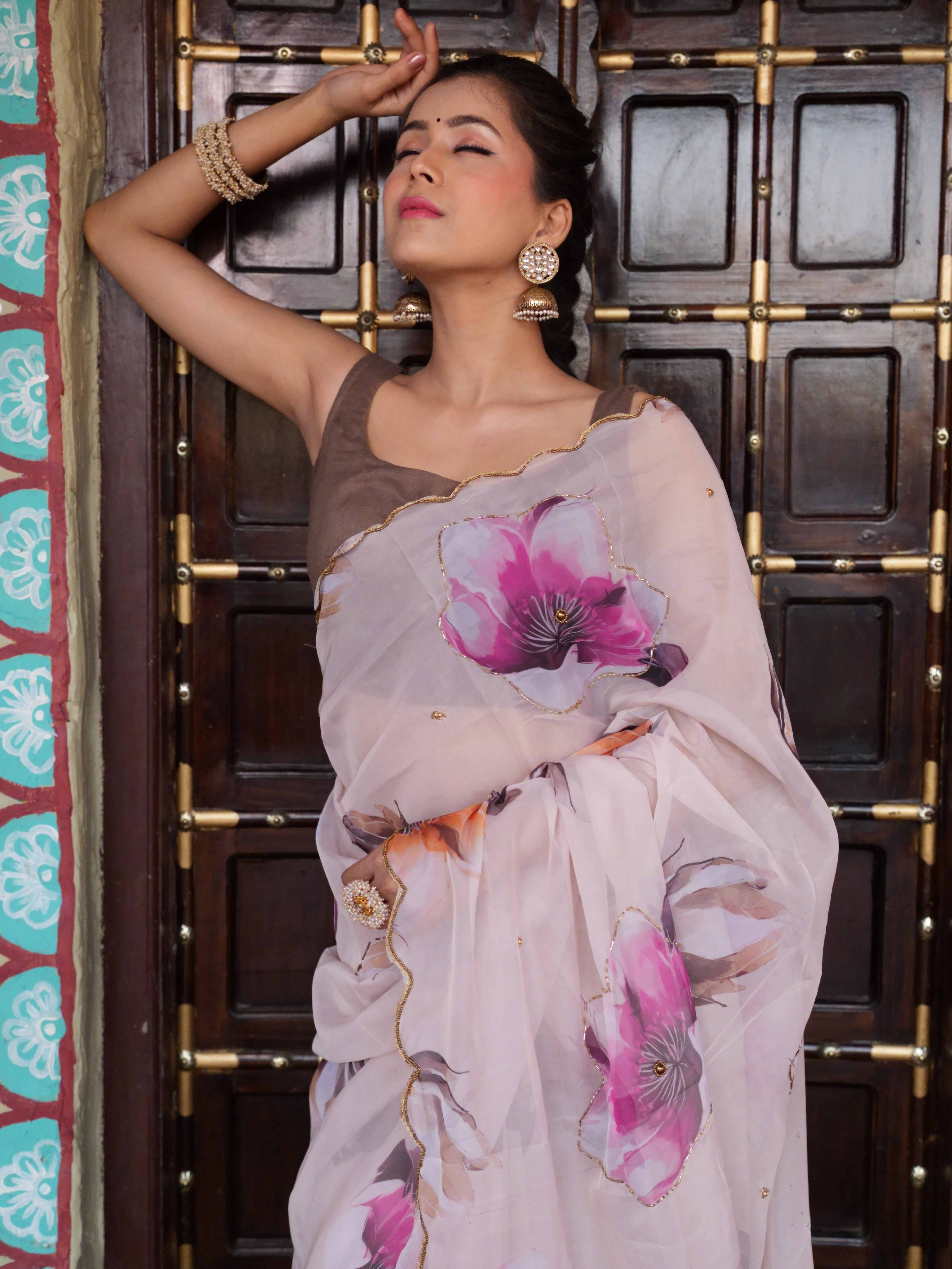 Banarasee Organza Silk Floral Printed Saree With Scallop Border-Brown