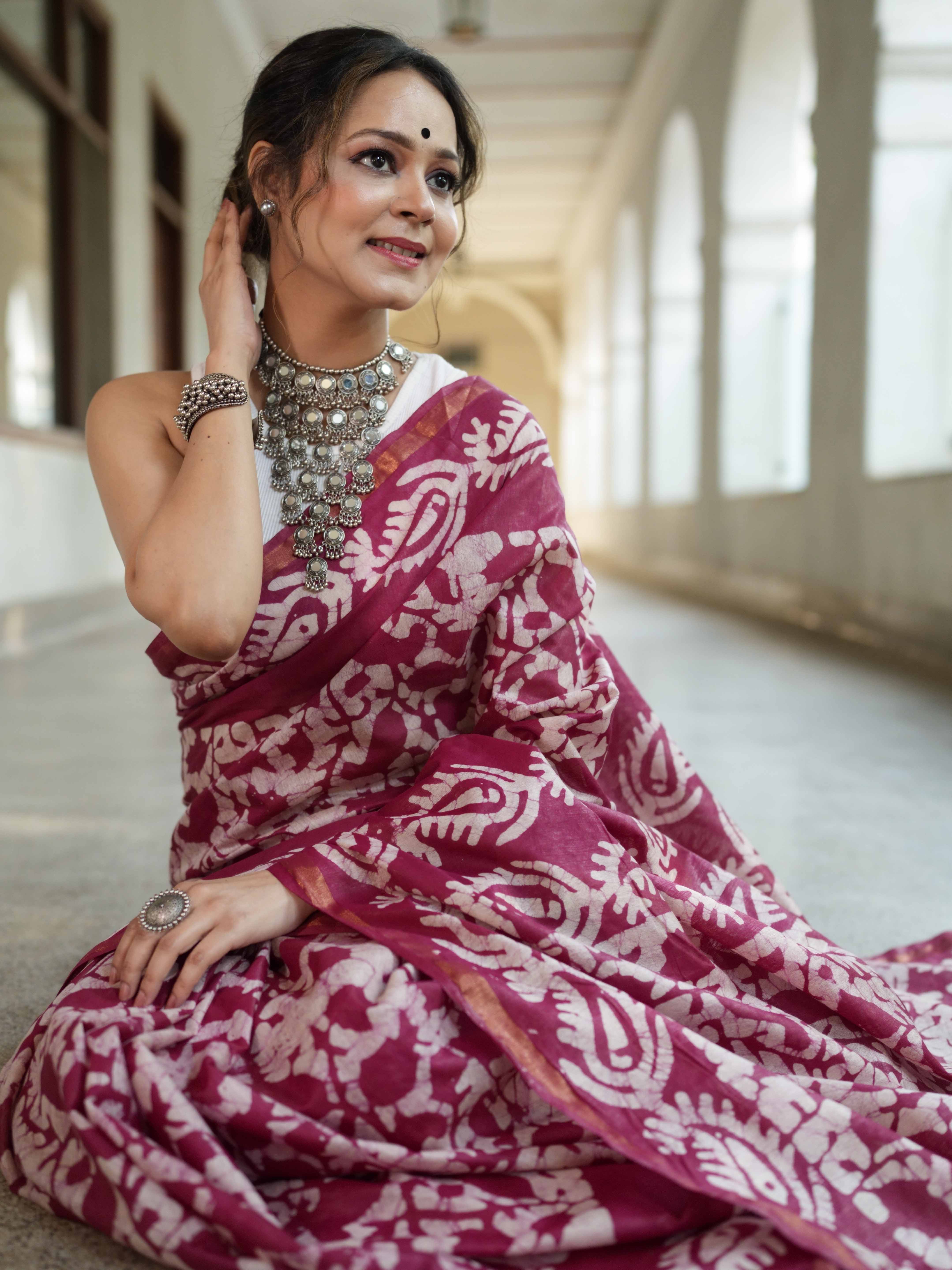 Bhagalpur Handloom Pure Linen Cotton Batik Pattern Saree-Magenta