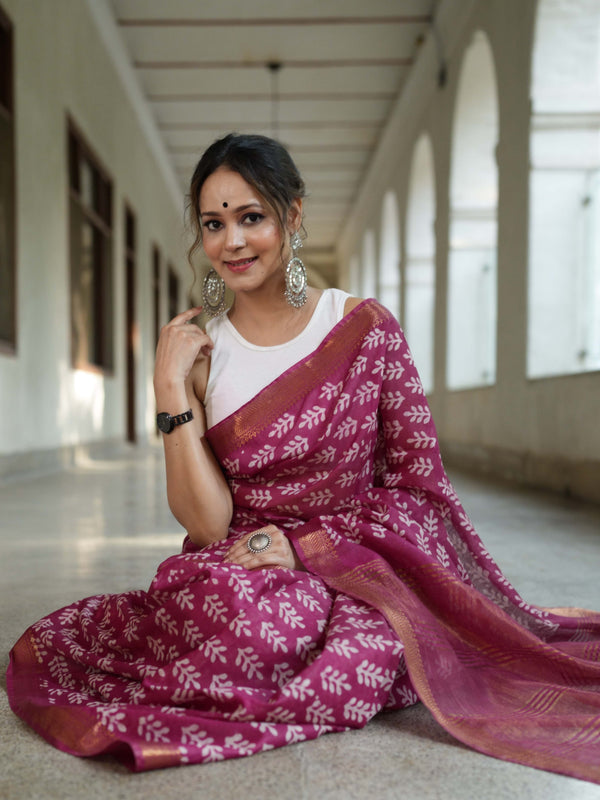 Bhagalpur Handloom Pure Linen Cotton Batik Pattern Saree-Magenta