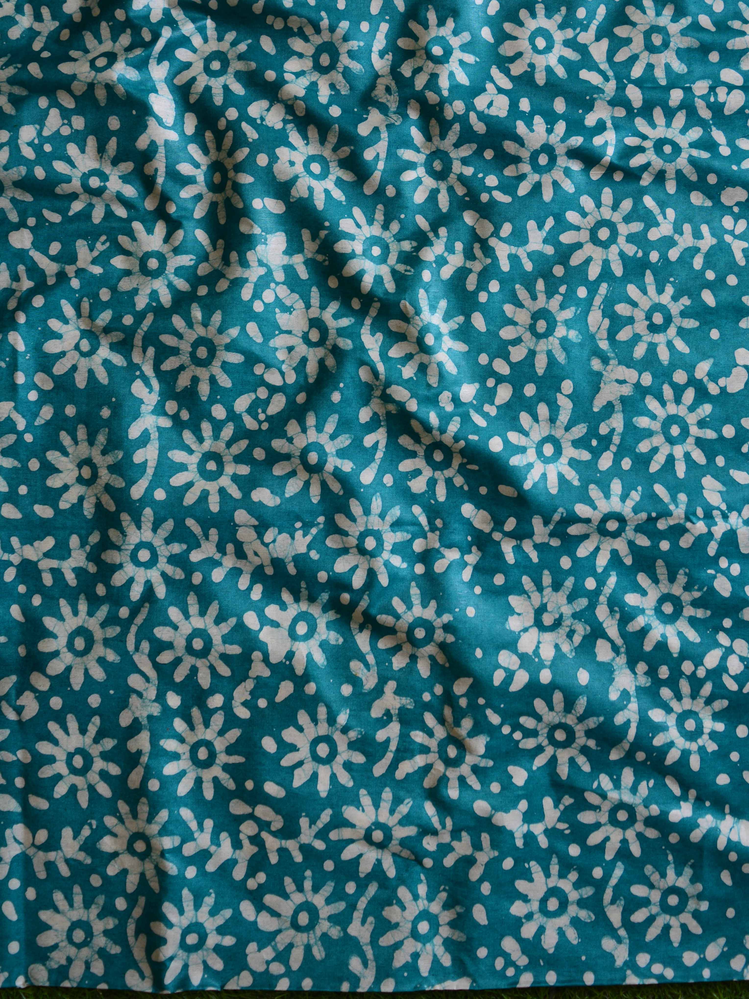 Handloom Khadi Cotton Hand-Dyed Batik Pattern Salwar Kameez Dupatta Set-Green & Blue