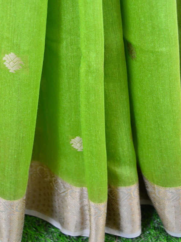 Banarasee Handwoven Pure Muga Silk Sari With Floral Border & Pallu-Green