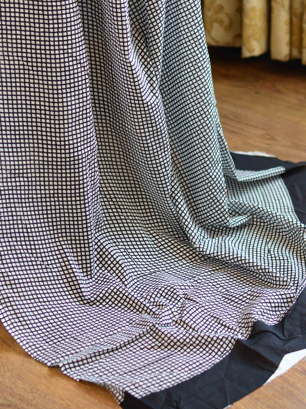 Handloom Mul Cotton Ajrakh Print Saree-Grey