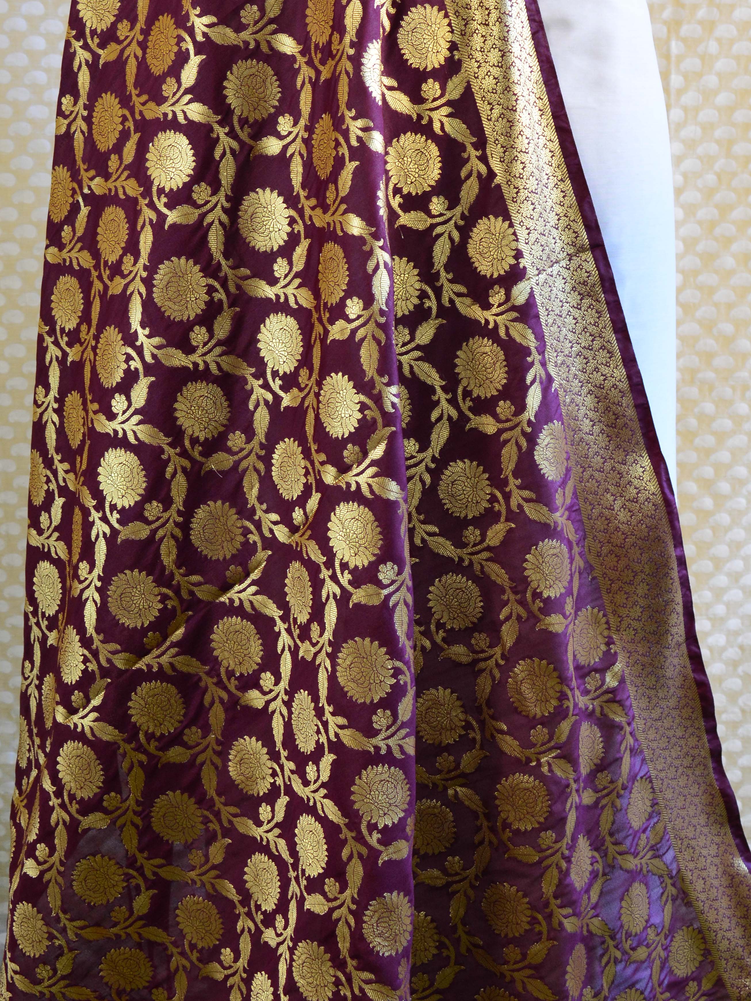 Banarasee Art Silk Dupatta Jaal Design-Wine