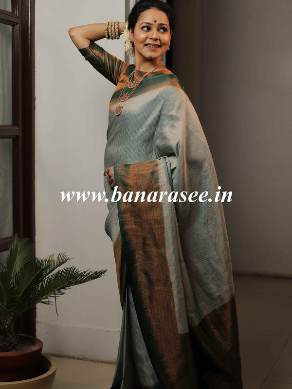 Banarasee Kubera Pattu Soft Silk Saree With Copper Zari Work-Green