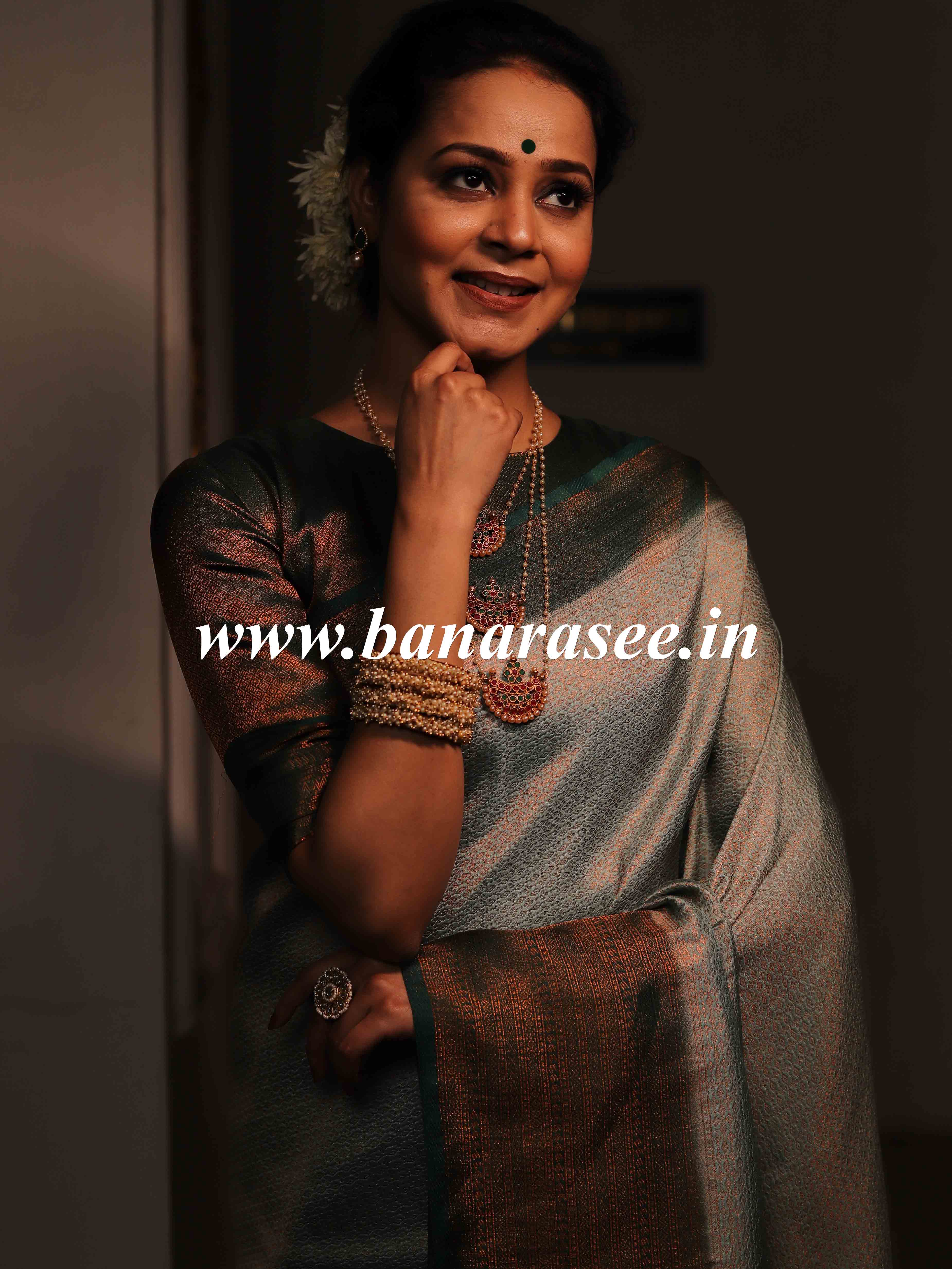 Banarasee Kubera Pattu Soft Silk Saree With Copper Zari Work-Green
