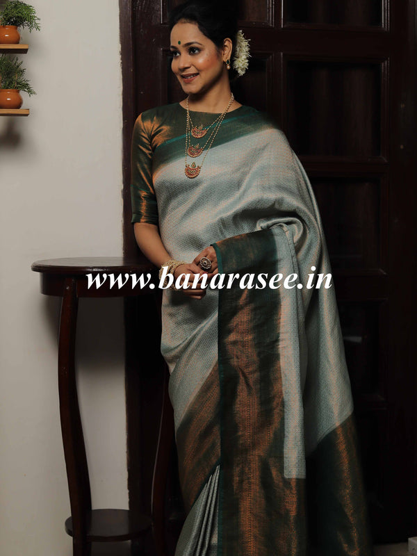Banarasee Kubera Pattu Soft Silk Saree With Copper Zari Work-Green