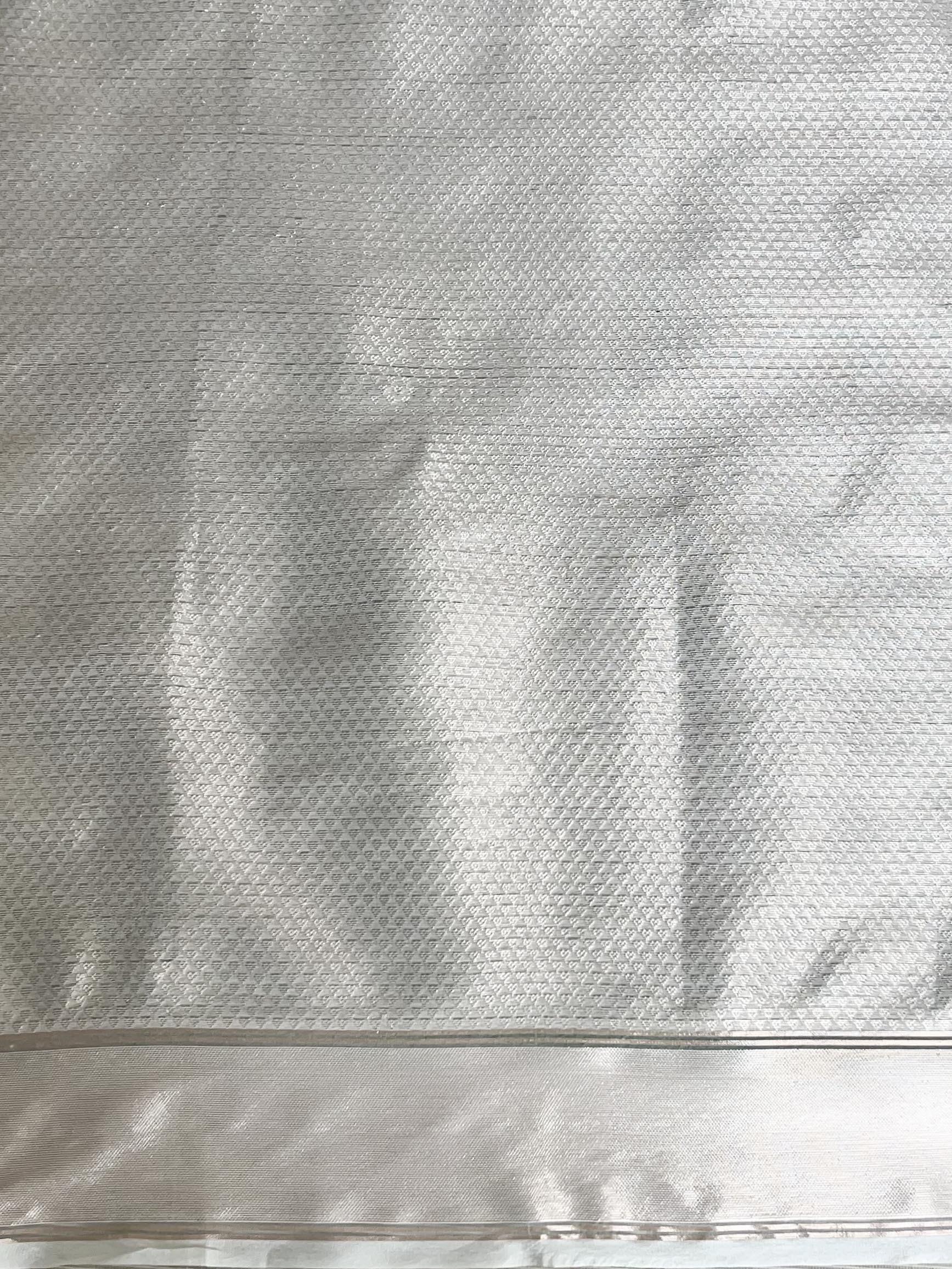 Banarasee Organza Saree With Zari Jaal Design-Grey