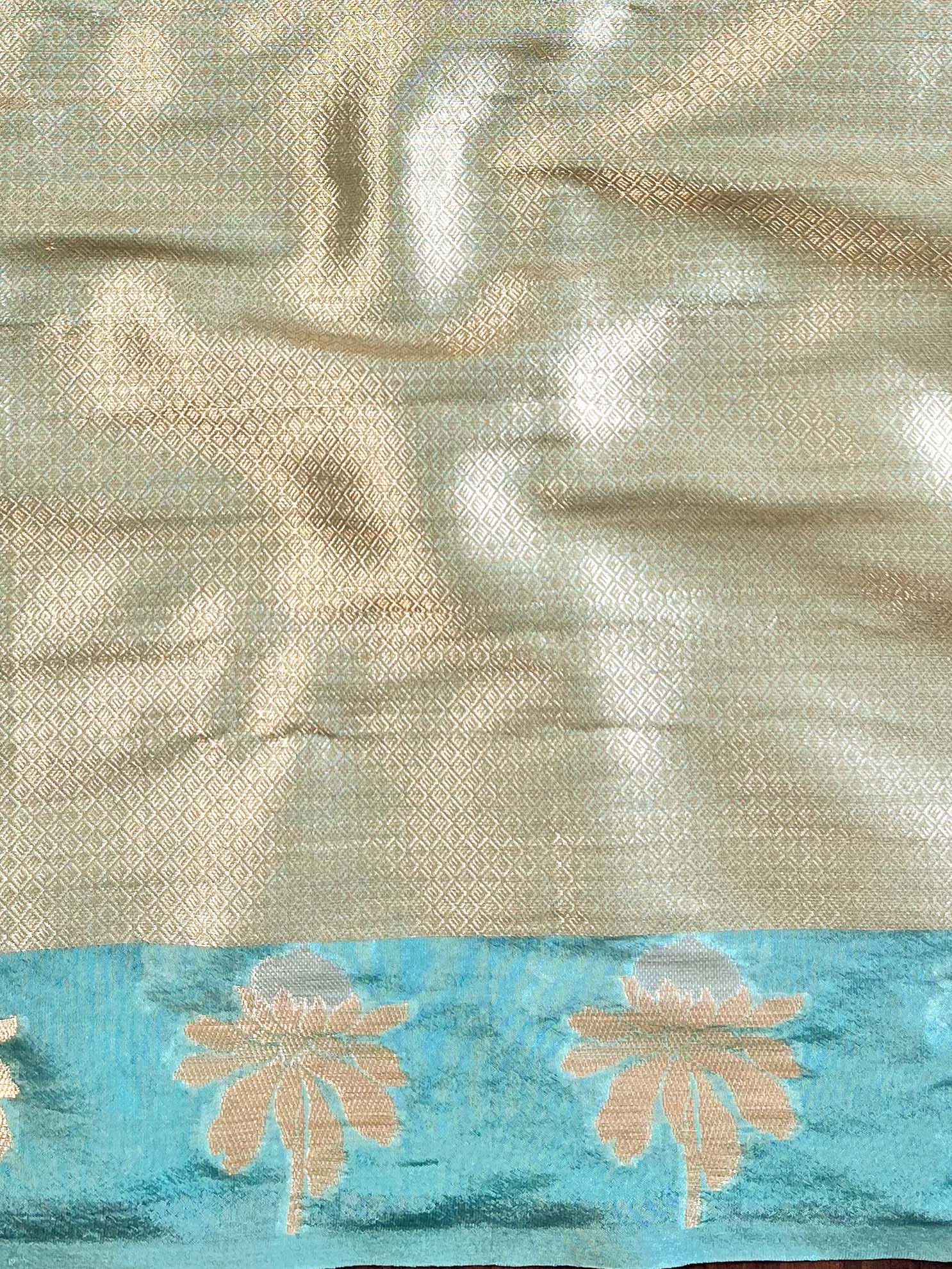 Banarasee Handwoven Semi Silk Saree With Zari Design-Pastel Green