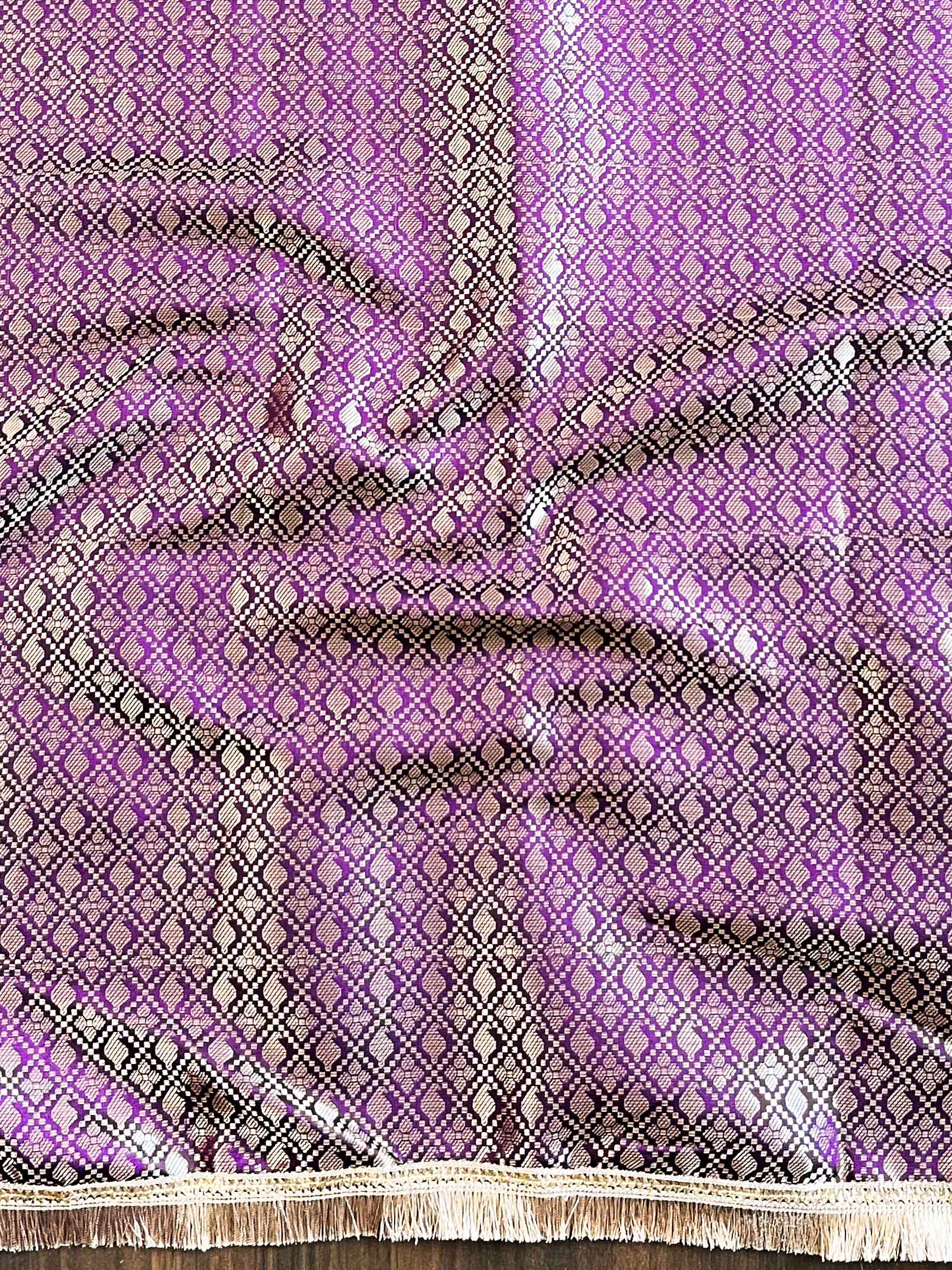 Banarasee Handwoven Semi Silk Plain Saree With Zari Border & Lace-Violet