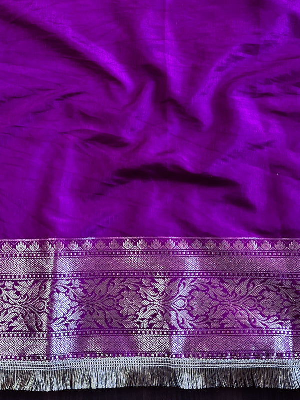 Banarasee Handwoven Semi Silk Saree With Gold Zari Border & Lace-Lavender