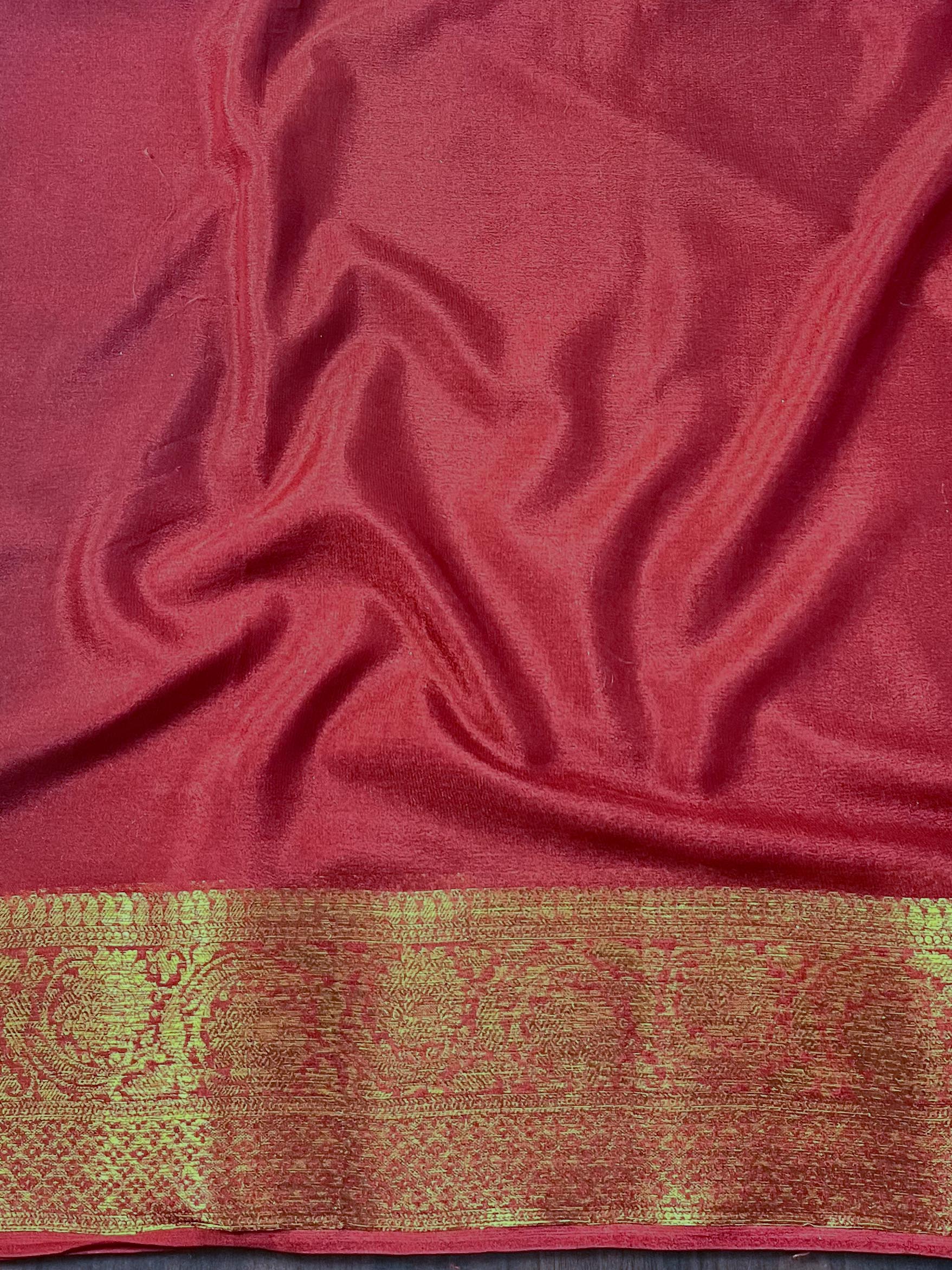 Banarasee Pure Chiffon Saree With Antique Zari Buti Design & Border-Maroon