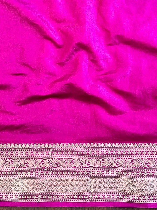 Banarasee Handwoven Semi Muga Zari Saree With Border & Lace-Olive Green