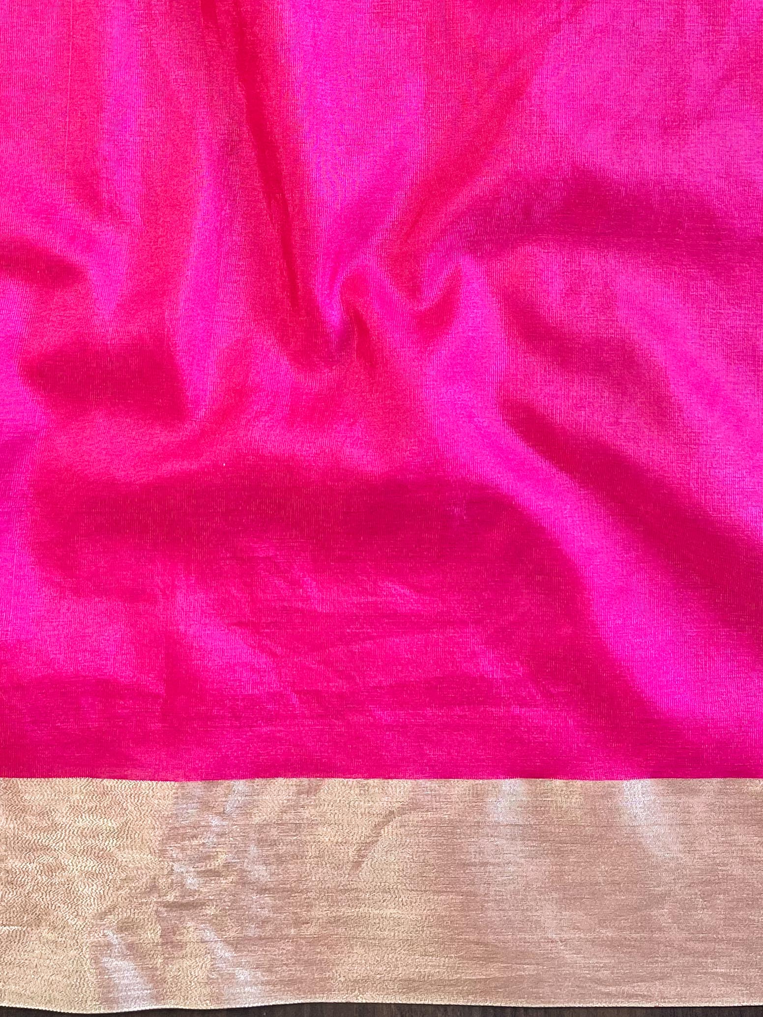 Banarasee Handwoven Semi Silk Saree With Zari Buti Design-Pink