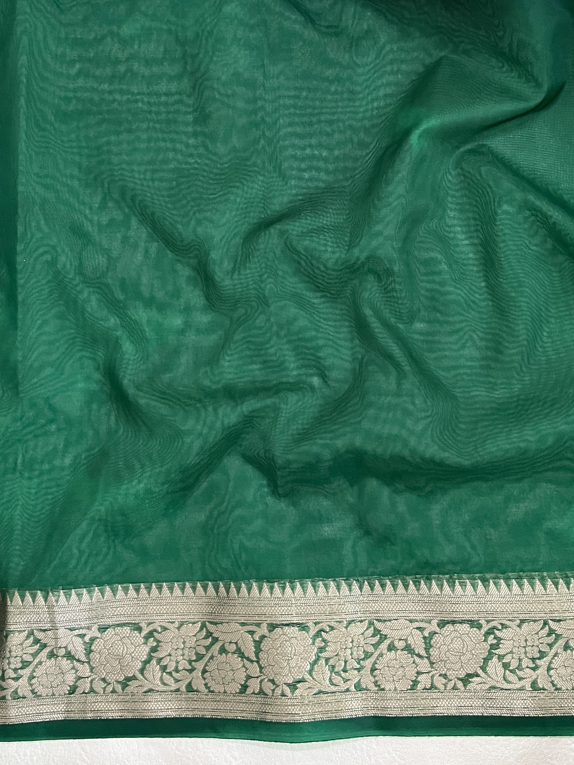 Banarasee Organza Saree With Zari Design Border & Lace-Multicolor