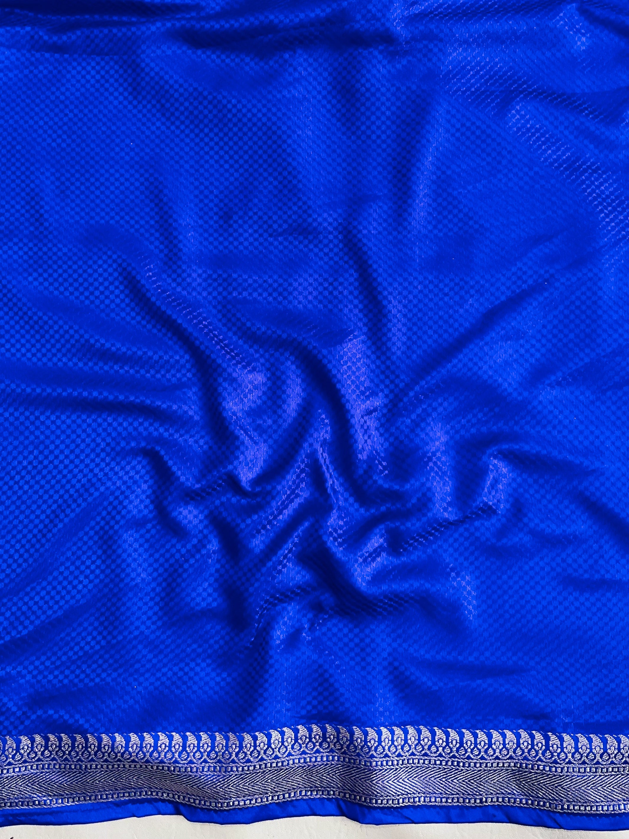 Banarasee Handwoven Mashru Silk Plain Saree With Sona Rupa Zari Contrast Border & Lace-Red & Blue