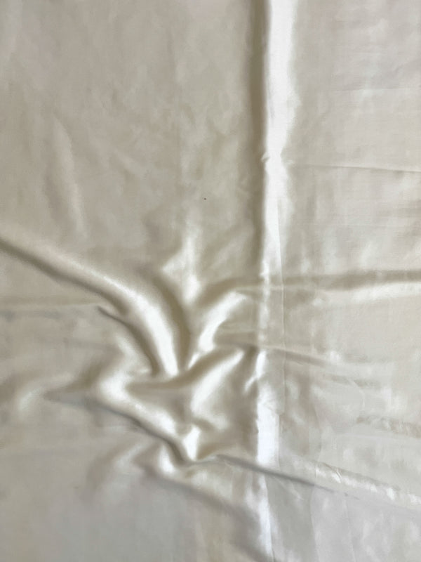 Banarasee Organza Mix Saree With Floral Embroidered Work & Satin Border-Rose Pink