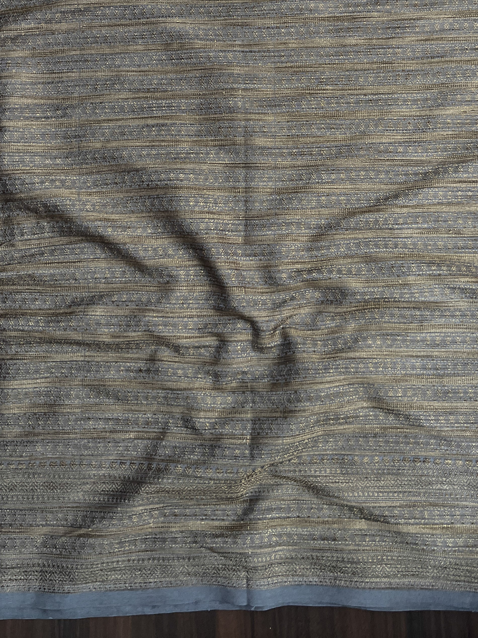 Banarasee Handloom Soft Cotton Saree With Resham Work & Contrast Border-Maroon & Grey