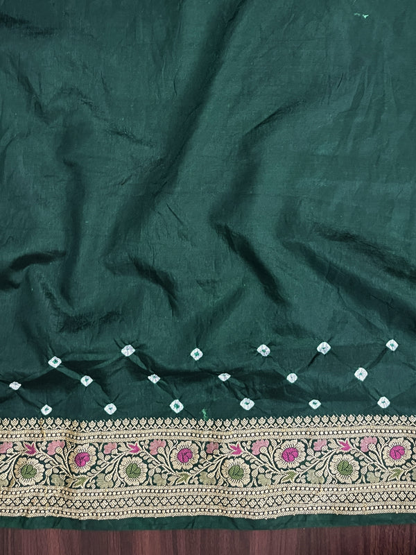 Banarasee Handloom Semi Silk Bandhej Saree With Broad Zari Floral Border-Deep Green