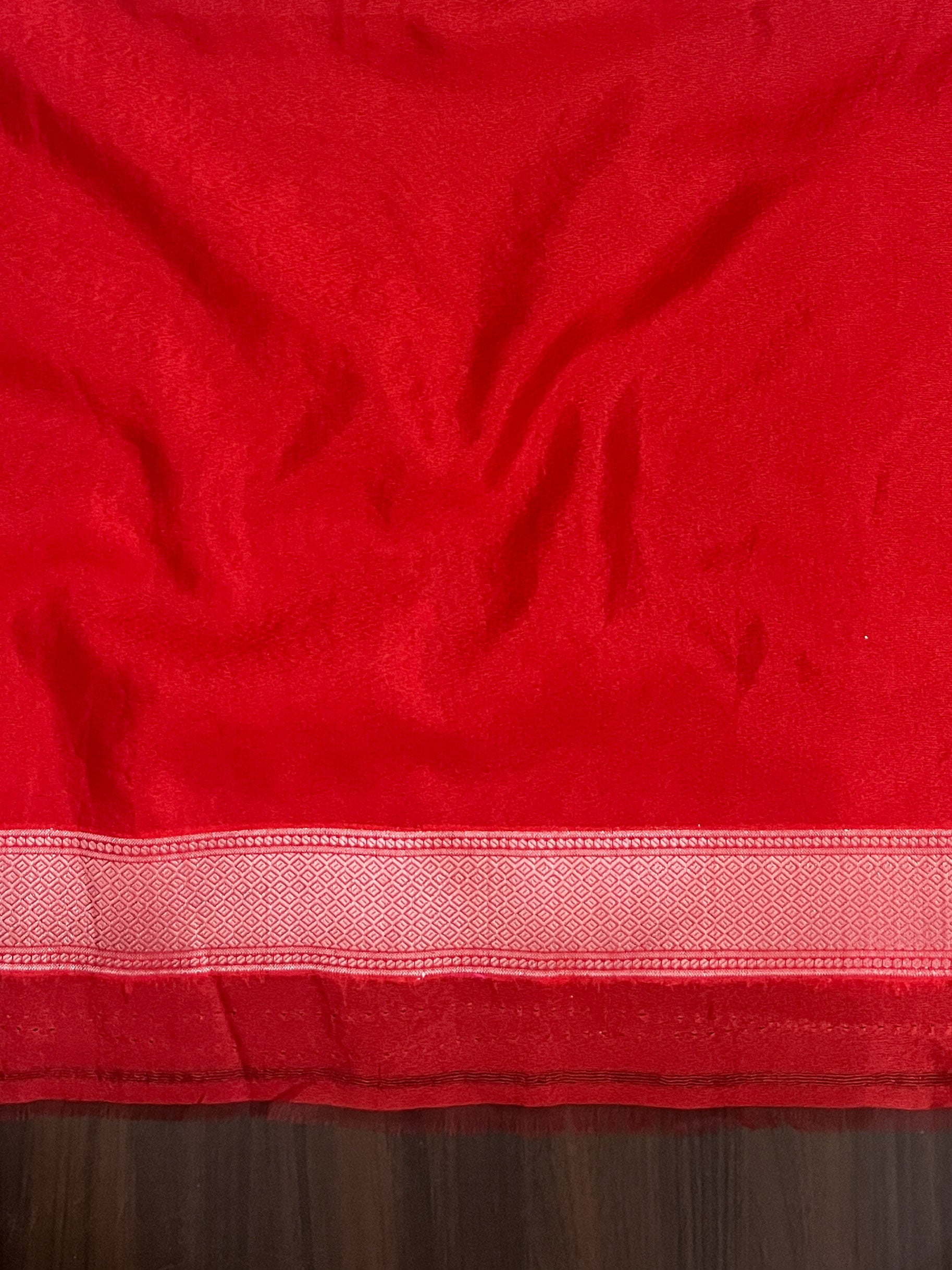 Banarasee Handloom Dupion Saree With Zari Buta Work & Contarst Border-White & Red