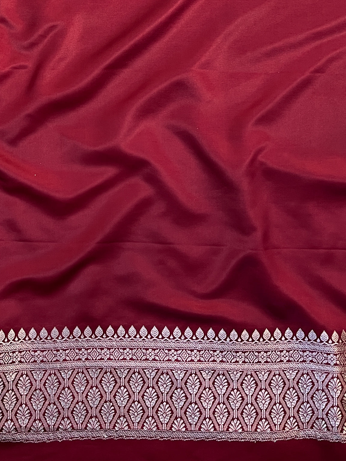 Banarasee Handloom Mashru Silk Saree With Buti Design Zari Border & Lace-Maroon