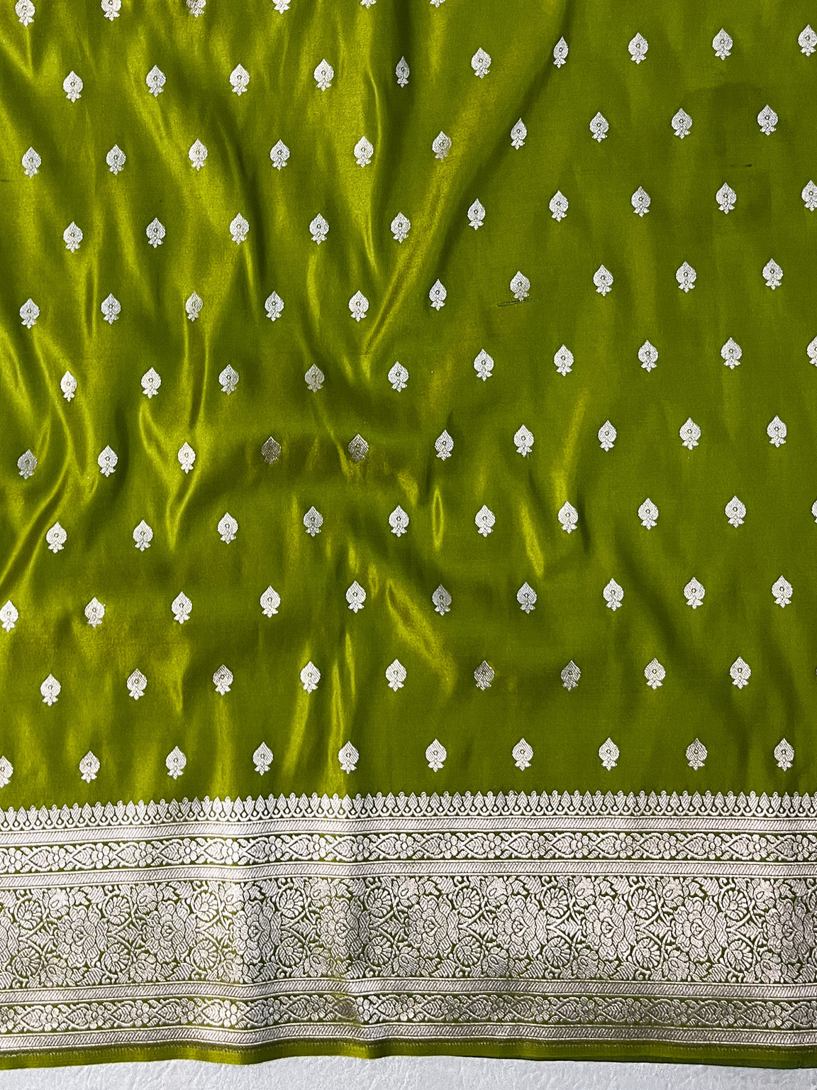Banarasee Handwoven Plain Semi Katan Saree With Broad Zari Border-Lime Green