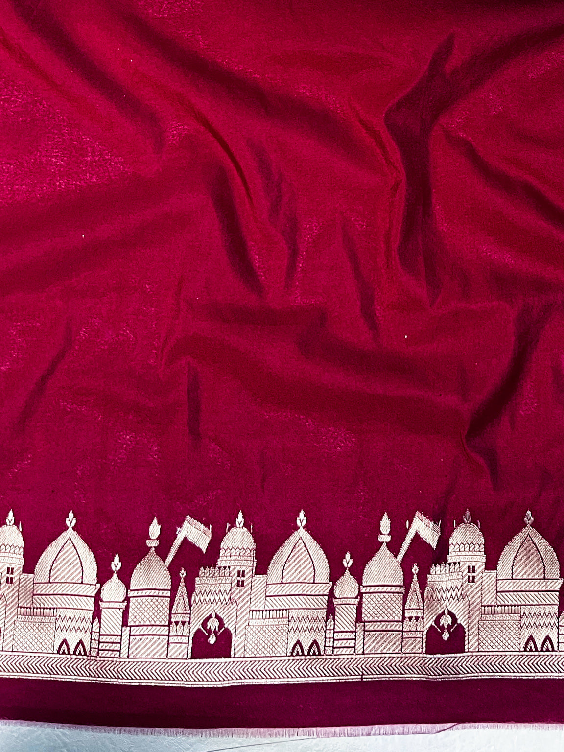 Banarasee Handloom Soft Silk Saree With Trishul Design Ganga Ghat Border & Lace-Maroon