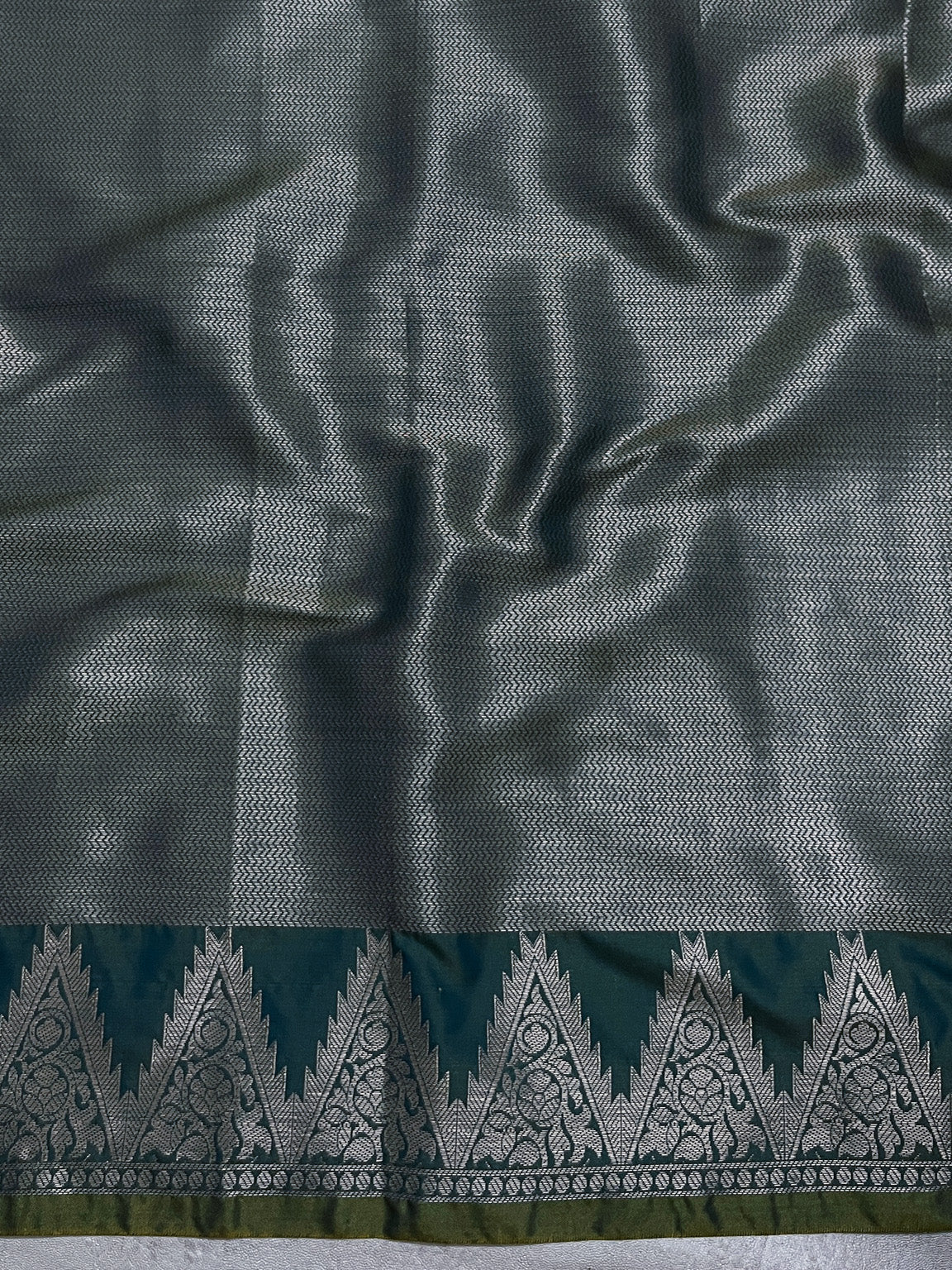 Banarasee Handloom Dual Tone Semi Silk Saree With Zari Border-Teal Green