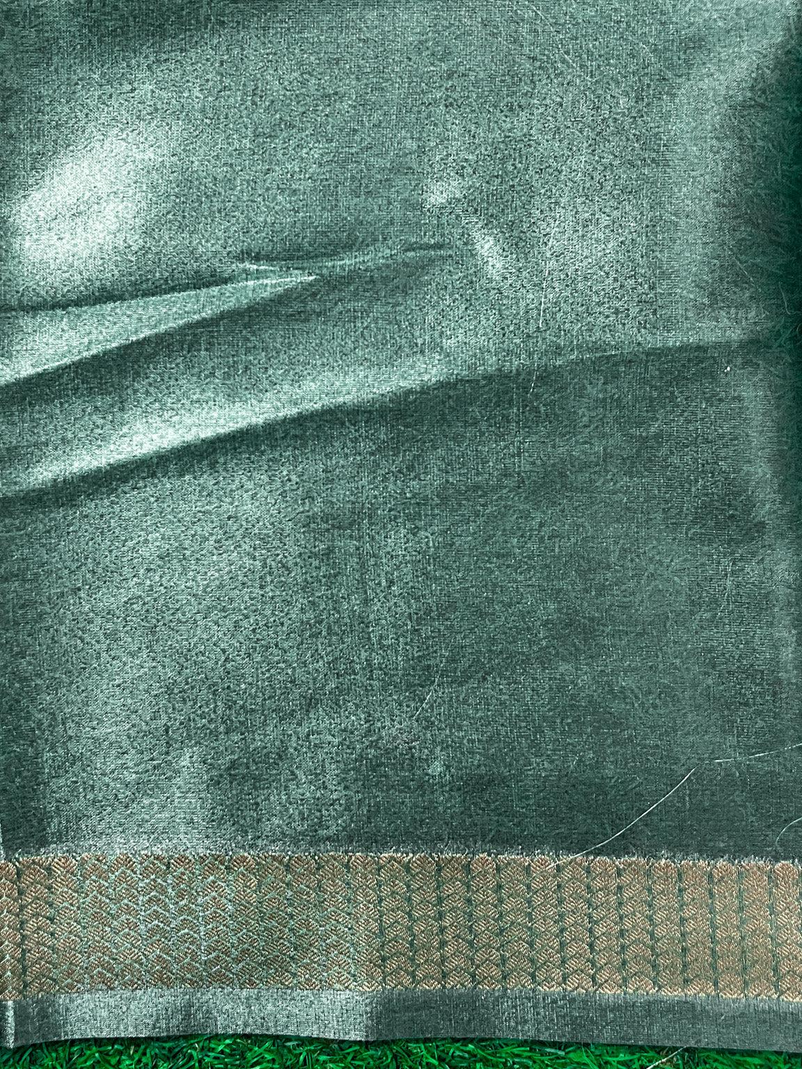 Banarasee Handloom Plain Tissue Saree With Zari Border & Lace-Bottle Green
