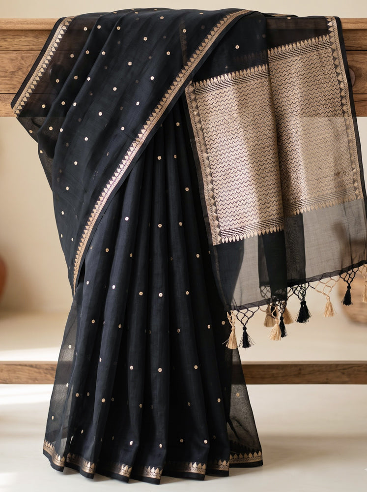 Banarasee Pure Organza Silk Saree With Zari Buti Design-Black